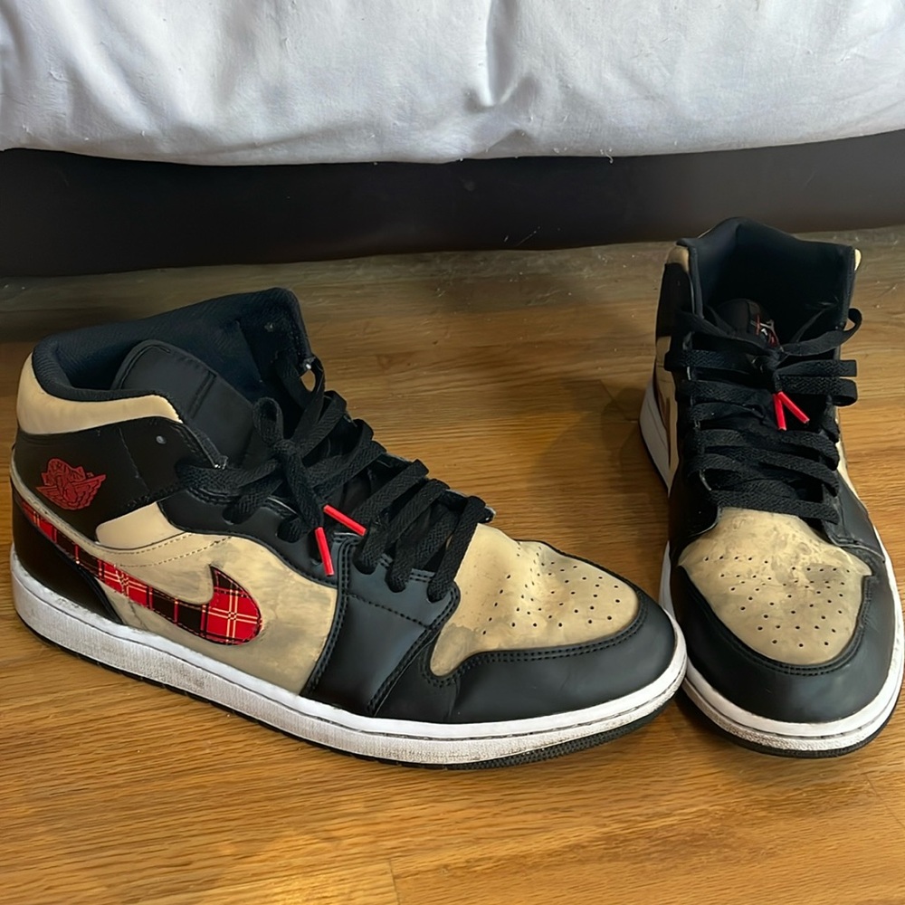 Authentic Nike Air Jordan high top leather and plaid sneakers/ shoes!